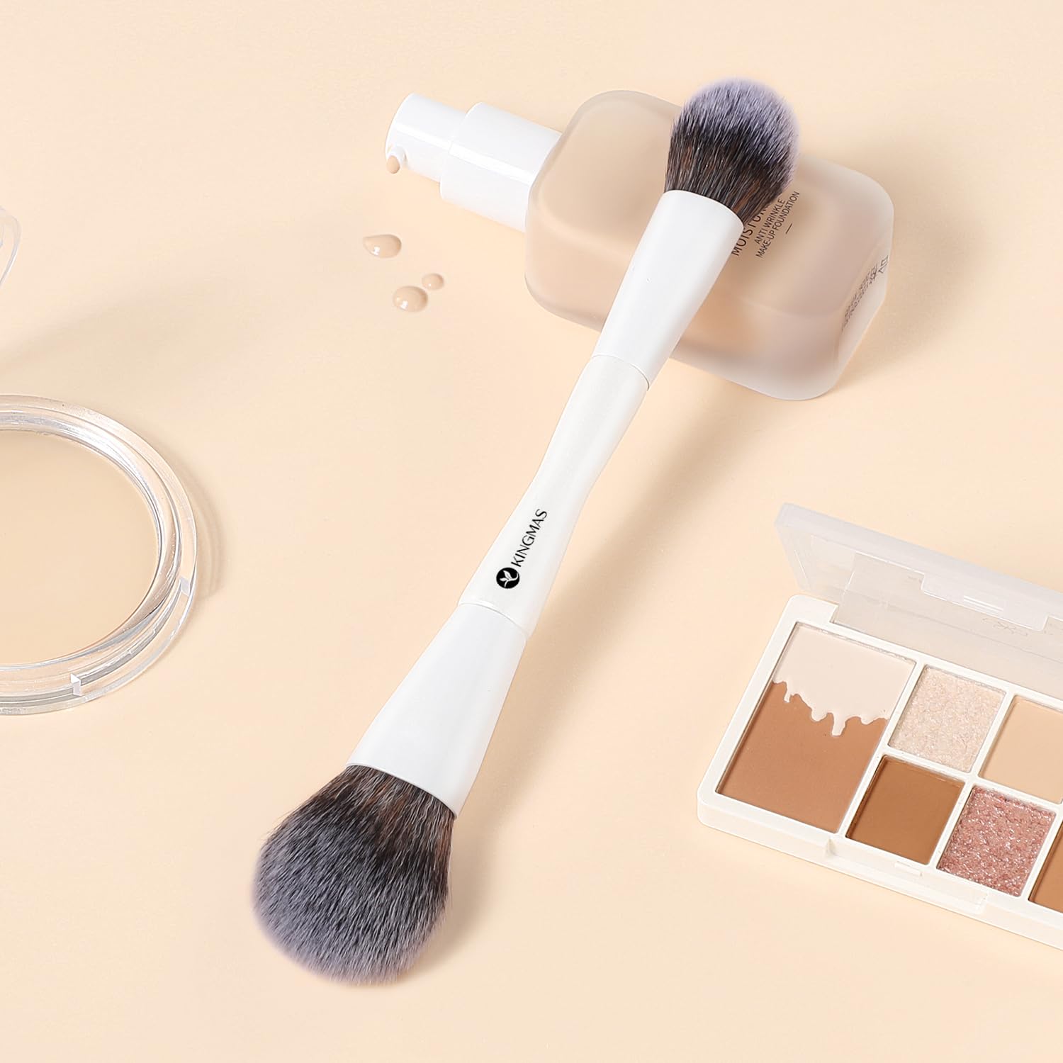 Double-Ended Foundation & Concealer Brush