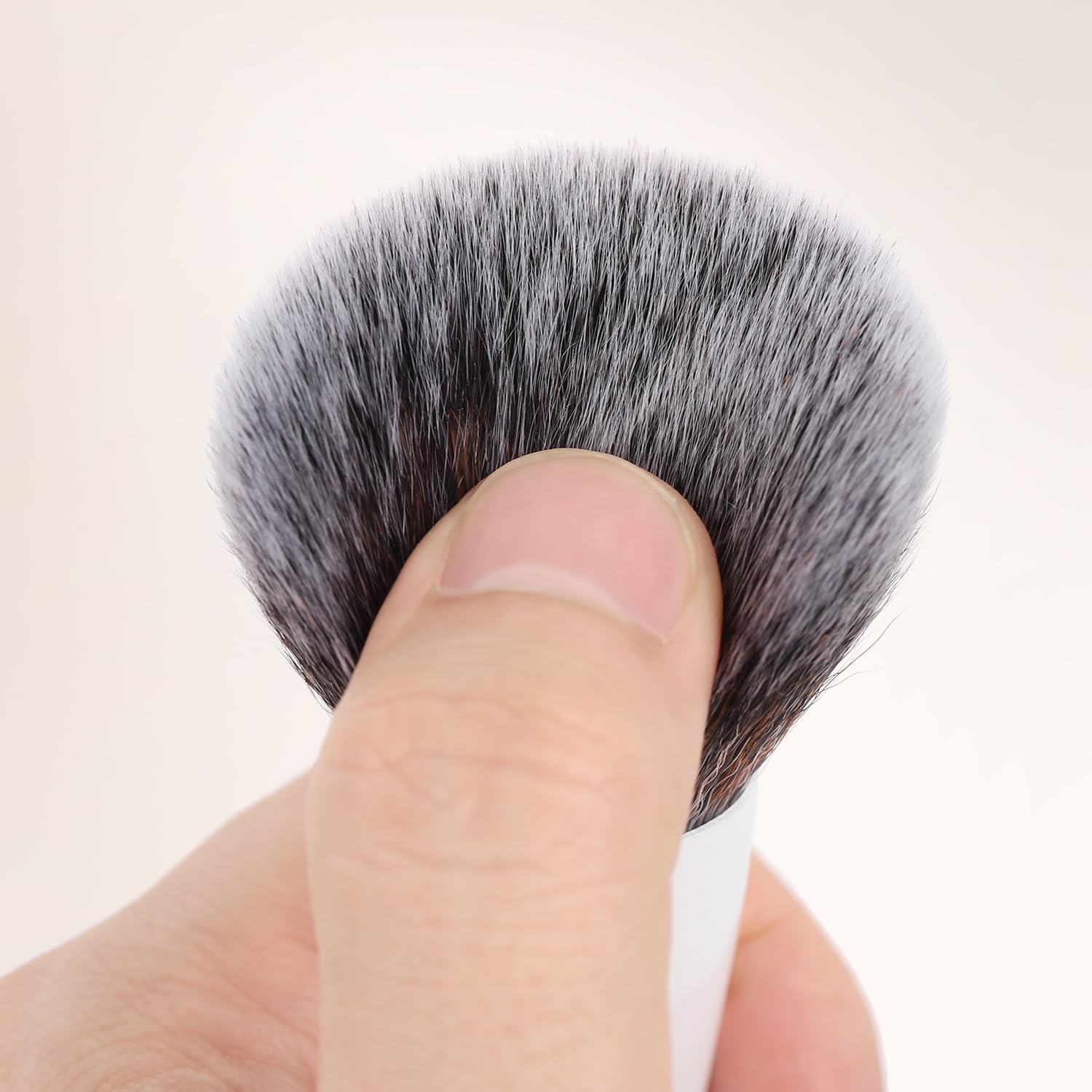 Double-Ended Foundation & Concealer Brush