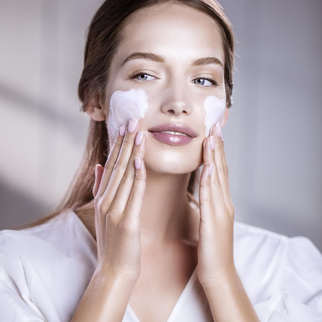 Brightening Cleansing Foam-in-Cream 125ml